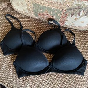 ✅Victoria Secret - Two Black No Underwire Bras!